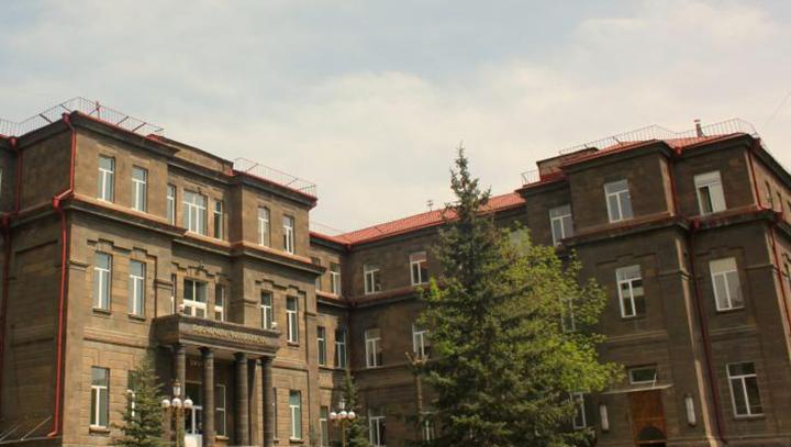 Այո, թիվ 1 հիվանդանոցի տնօրենը մեկուսացված է, այս պահի դրությամբ, որևէ բարդություն չկա․ ԵՊԲՀ աշխատակազմի ղեկավար