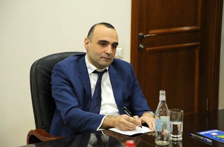 Սահմանադրական բարեփոխումների հանձնաժողովի նախագահն առաջարկել է զրկել իրեն նախագահությունից․ «Հրապարակ»