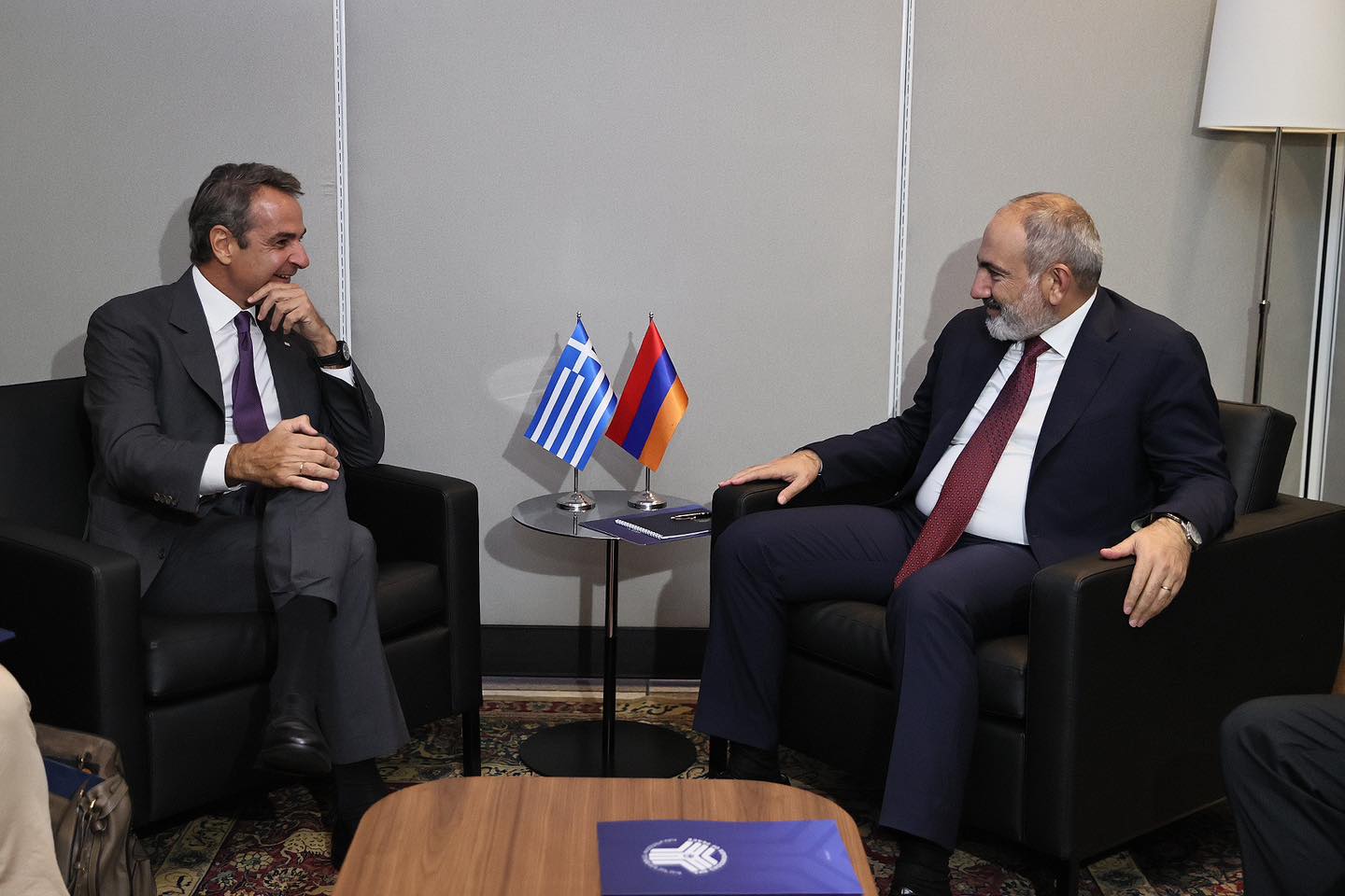 Փաշինյանն ու Հունաստանի վարչապետը մտքեր են փոխանակել ՀՀ-Ադրբեջան հարաբերությունների կարգավորման գործընթացի շուրջ