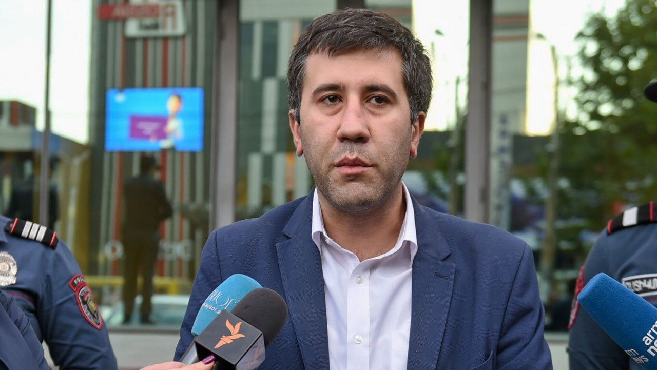Ռուբեն Մելիքյանը հեռացվում է ԵՊՀ-ից. «Սա պայմանավորված է իմ իրավապաշտպանական գործունեությամբ»