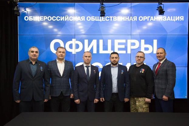 Արցախում վիրավորված ռազմական լրագրողները պարգեւատրվել են «Ռուսաստանի սպաները» կազմակերպությունում
