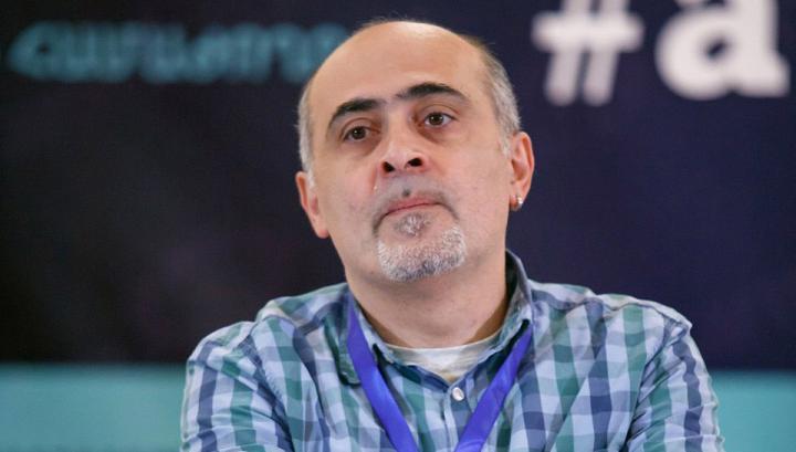 Հիստերիկ լացը հայերեն են սկսել անել, գզուշացրեք տան մեծերին. Մարտիրոսյան