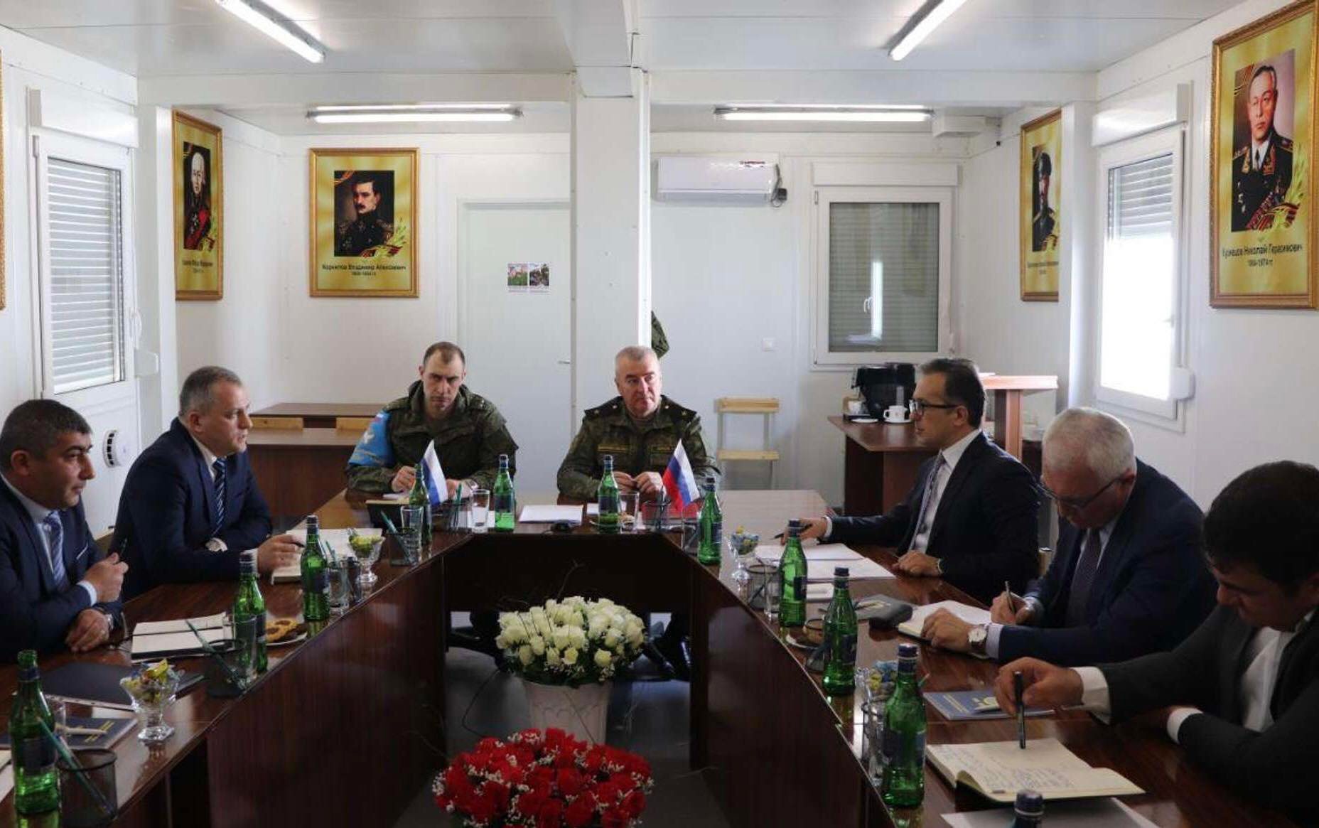 В рамках арцахско-азербайджанских контактов обсуждались только шаги по устранению проблем, связанных с блокадой Арцаха: Совет безопасности