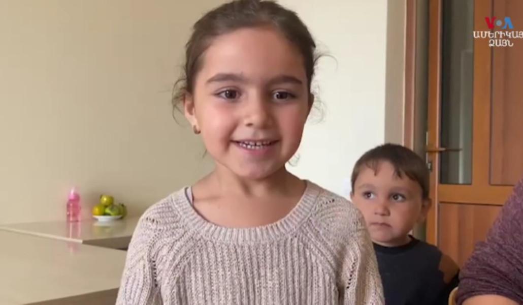 Մարտակերտի հրետակոծությունից փրկված Նոնան 5 երեխաների հետ սպասում է տարհանման (տեսանյութ)