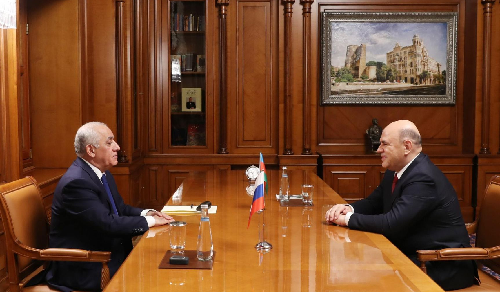 Միշուստինը և Ասադովը քննարկել են արդյունաբերության, տրանսպորտի և առևտրի ոլորտում համագործակցությունը