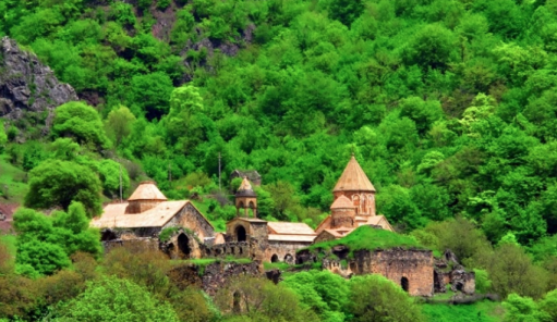 Ուզո՞ւմ ենք խնդիրն արմատապես լուծել, Արցախը պետք է վերաազատագրել բարբարոսներից․ Ոսկանյան