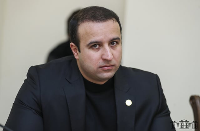 Հայկ Սարգսյանը կոչ է անում չխաղալ ու դուրս գալ վիրտուալ մոլախաղերից
