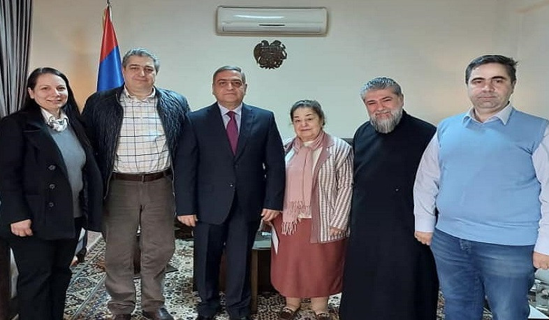 Դեսպան Գևորգյանը Սիրիայի հայկական դպրոցների տնօրեններին է փոխանցել «Հայաստան» հիմնադրամի դրամական աջակցությունը