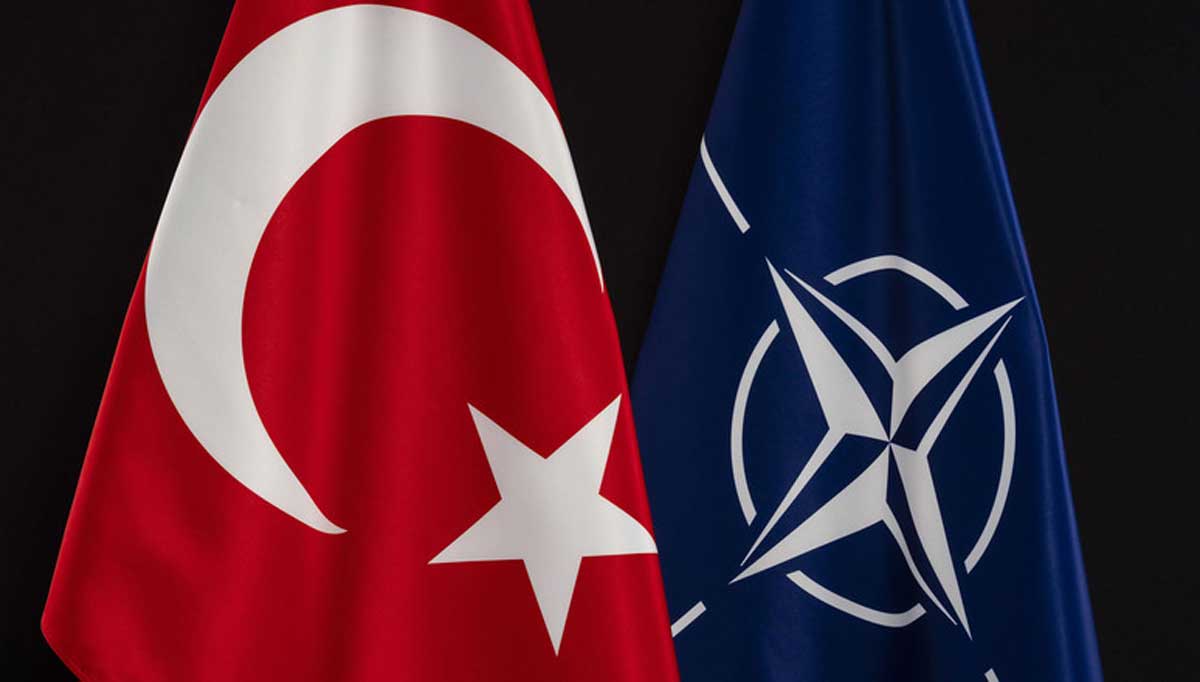 Թուրքիայի ԱԳ նախարարն ու ՆԱՏՕ-ի գլխավոր քարտուղարը քննարկել են Սև ծովի անվտանգությանը վերաբերող հարցեր