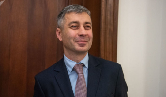Վլադիմիր Կարապետյանը ազատվել է ՀՀ վարչապետի մամուլի խոսնակի պաշտոնից 
