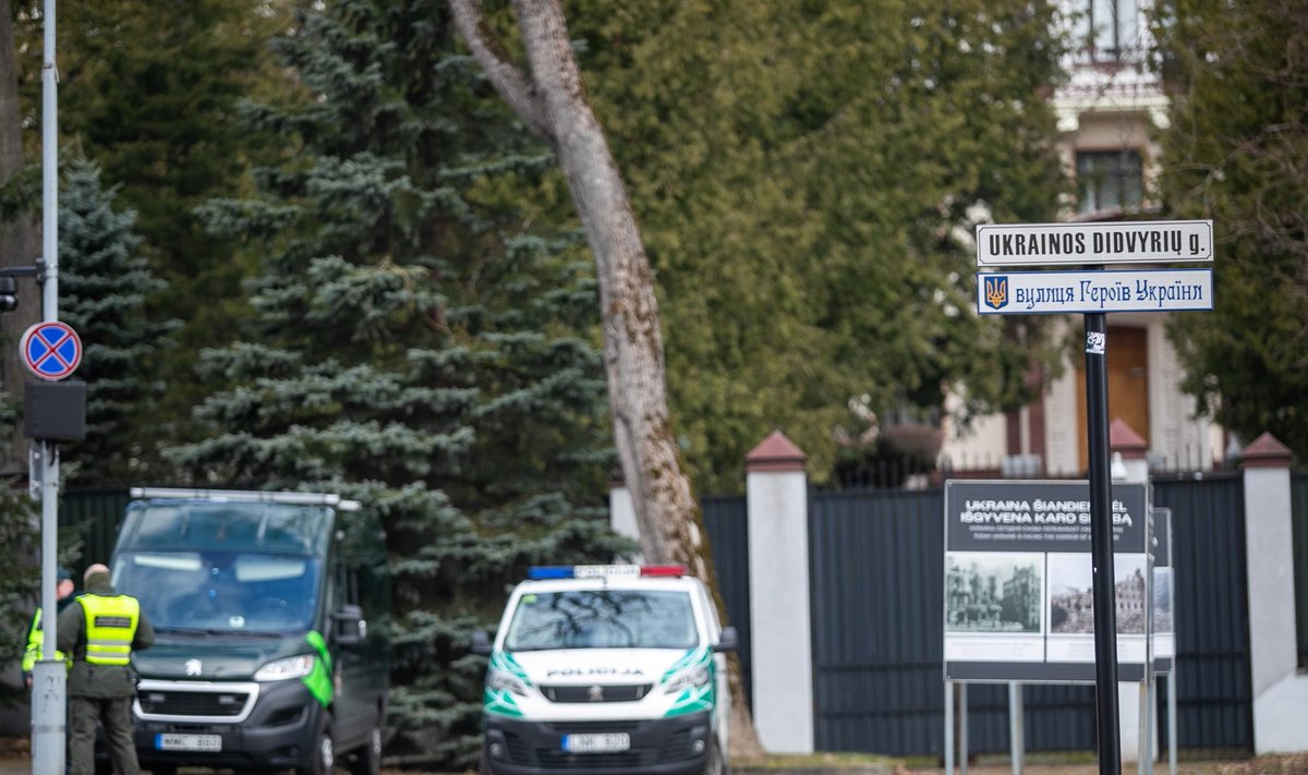 Հարձակման է ենթարկվել Վիլնյուսում Ռուսաստանի դեսպանատունը