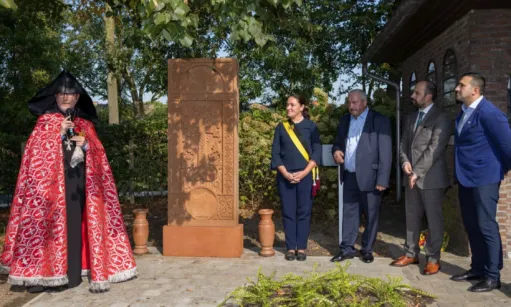 Հայաստանի Անկախության տոնին Բելգիայի Ռոսելար քաղաքում հայկական Խաչքար բացվեց