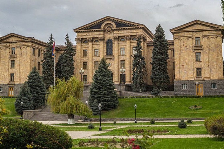 Ստեղծվել է ԱԺ քննիչ հանձնաժողով՝ «եկեղեցում առկա ճգնաժամն» ուսումնասիրելու նպատակով