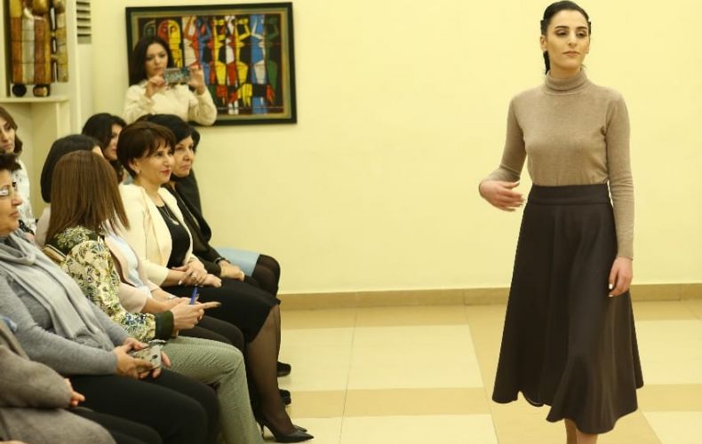 Արցախում տեղի է ունեցել «Անտոնիա-Արսլան» հայ-իտալական կրթահամալիրի առաջին կուրսեցիների կարած հագուստների ցուցադրություն