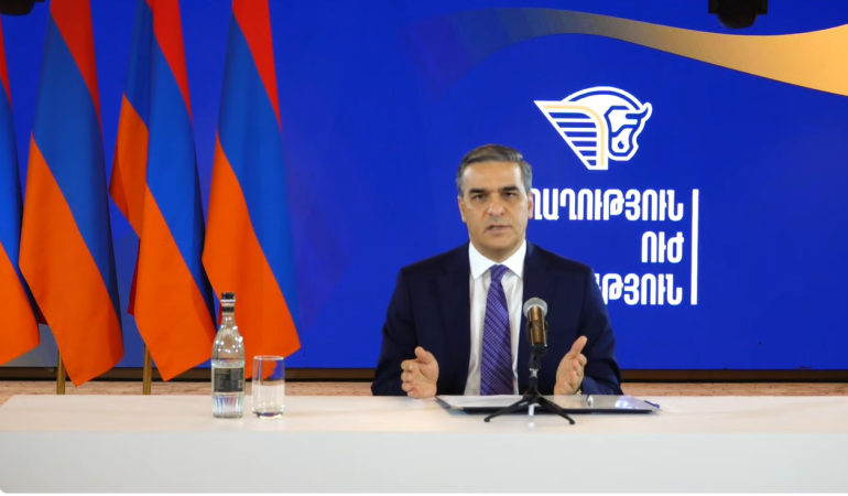 Նիկոլ Փաշինյանին պաշտոնական նամակով հրավիրել եմ հրապարակային բանավեճի․ Արման Թաթոյան
