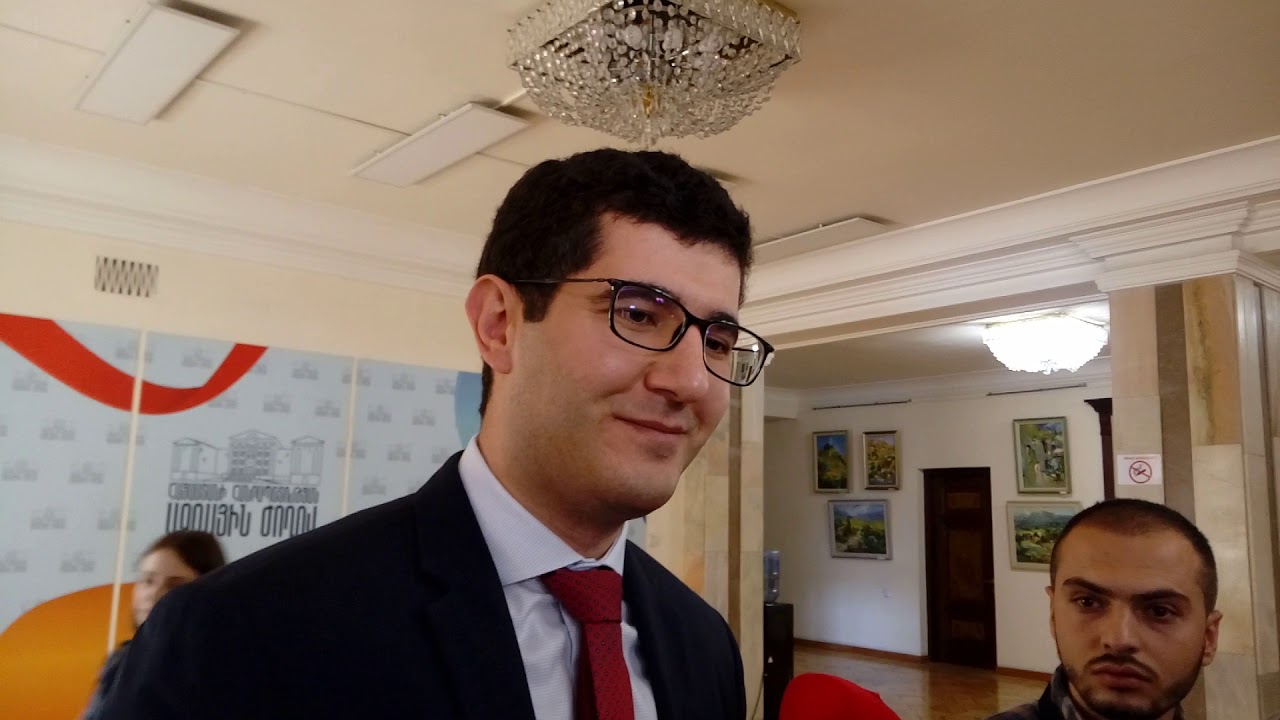 Արդարադատության փոխնախարարը, հետևելով ԱՆ-ի հորդորներին, ինքնամեկուսացել է