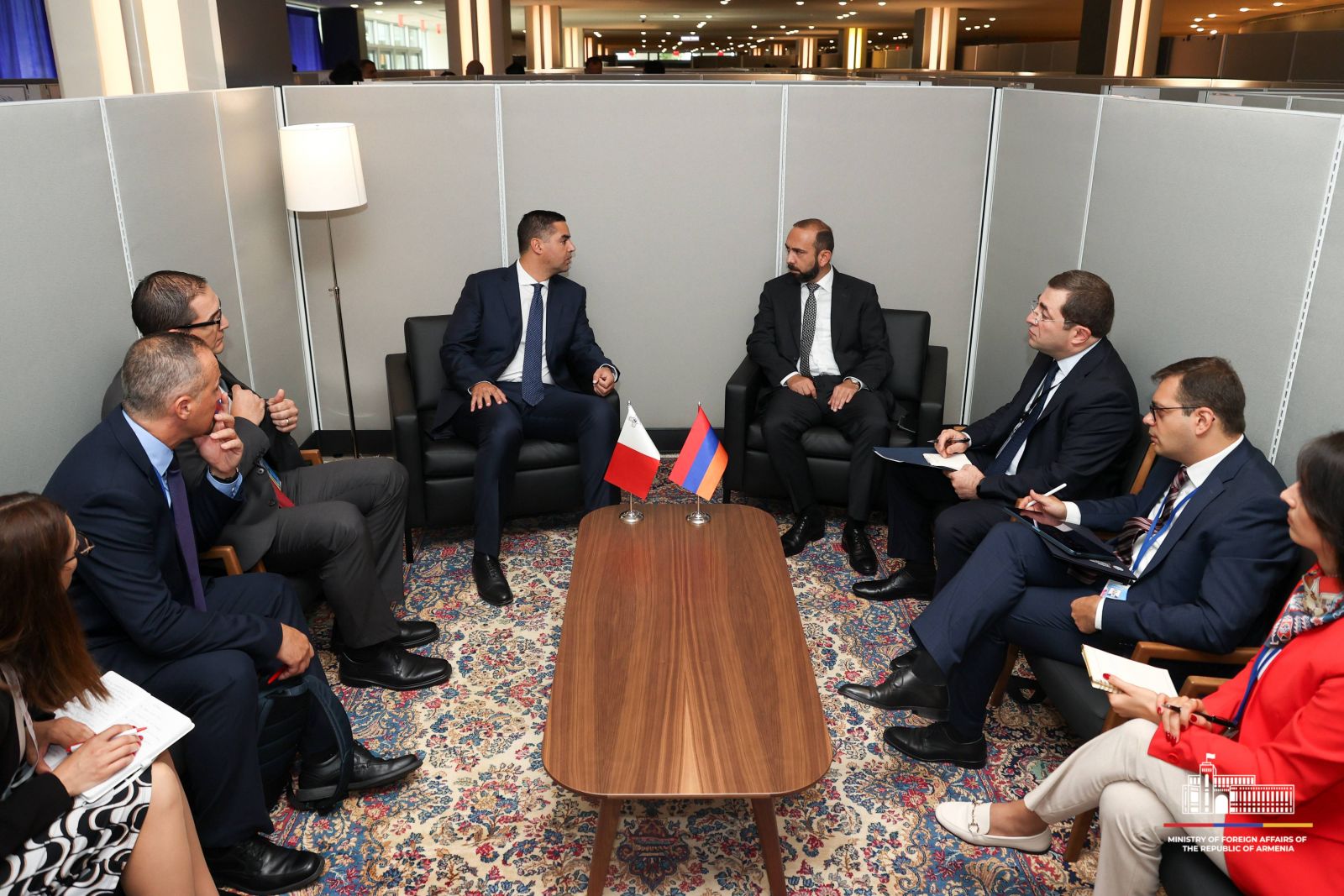 Արարատ Միրզոյանը ԵԱՀԿ գործող նախագահի հետ հանդիպմանն ընդգծել է խաղաղության պայմանագիրը սեղմ ժամկետում ստորագրելու կարևորությունը