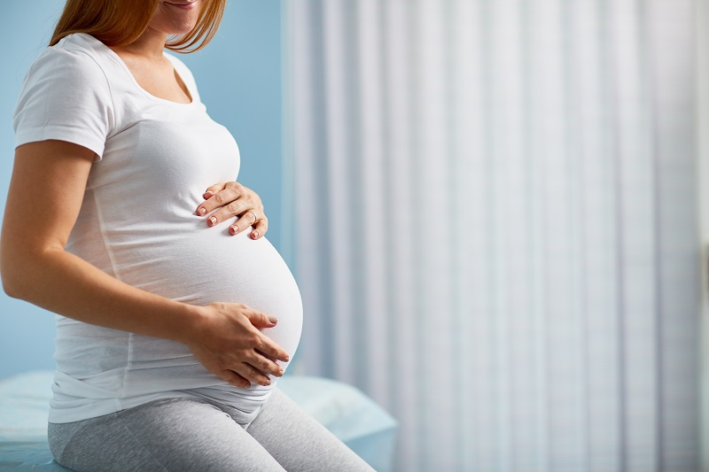 Կանայք «տրավմատիկ» ծննդաբերություններ են ունեցել կորոնավիրուսի պատճառով. հետաքննություն