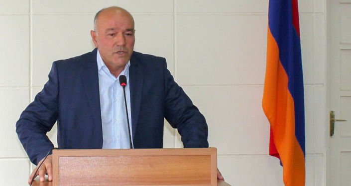  Սյունիքի մարզպետը ստիպված որոշել է հրաժարական տալ. Վերեւներից հուշել են, որ օգնել չեն կարող․ «Իրավունք»