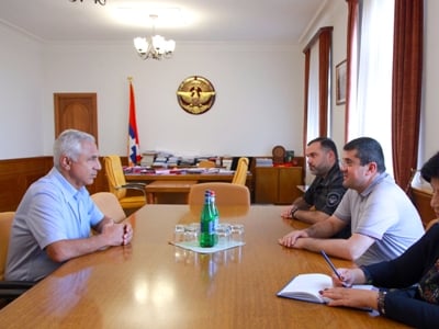 Արայիկ Հարությունյանը ընդունել է Արտակ Թովմասյանին