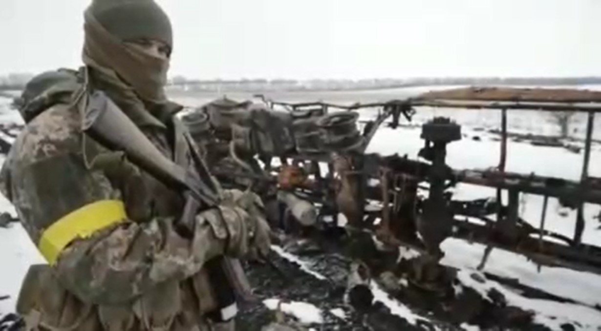 Ուկրաինայի զինված ուժերը Խարկովի մարզում ռուսական զինտեխնիկայի շարասյուն են ոչնչացրել (տեսանյութ)