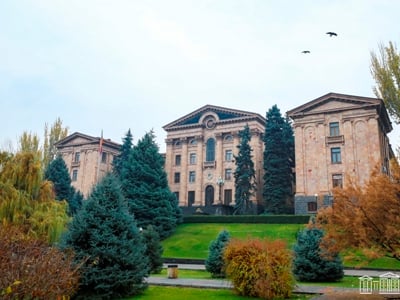 Երևանում ժամը 18:30-ին խորհրդարանի արտահերթ նիստ կգումարվի