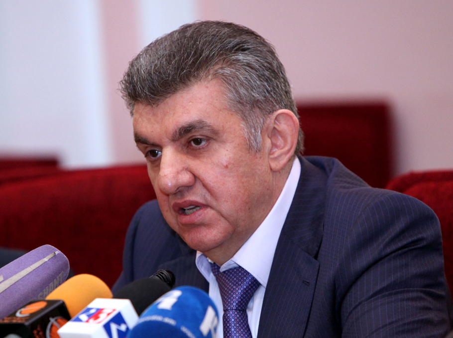 Սպառնալիքների լեզվով և իր «երկաթե բռունցքով» Ալիևը կարող է վախեցնել միայն իր ժողովրդին. Աբրահամյան