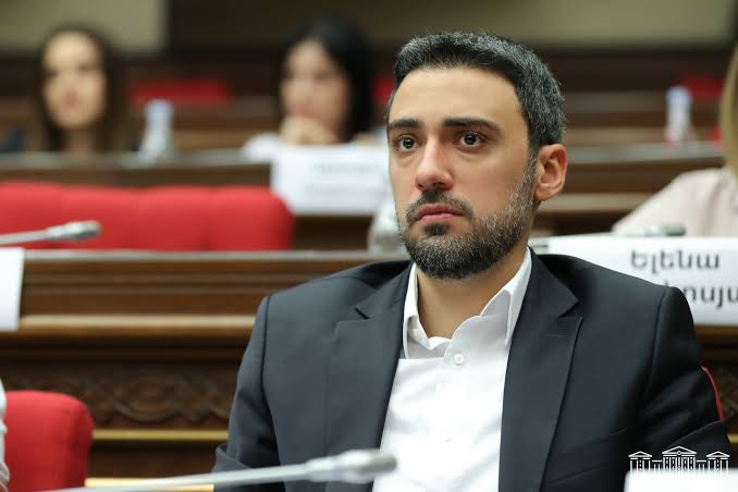 «Ուժեղ Հայաստան» խմբակցության ԱԺ փոխնախագահի թեկնածուն Արամ Վարդևանյանն է