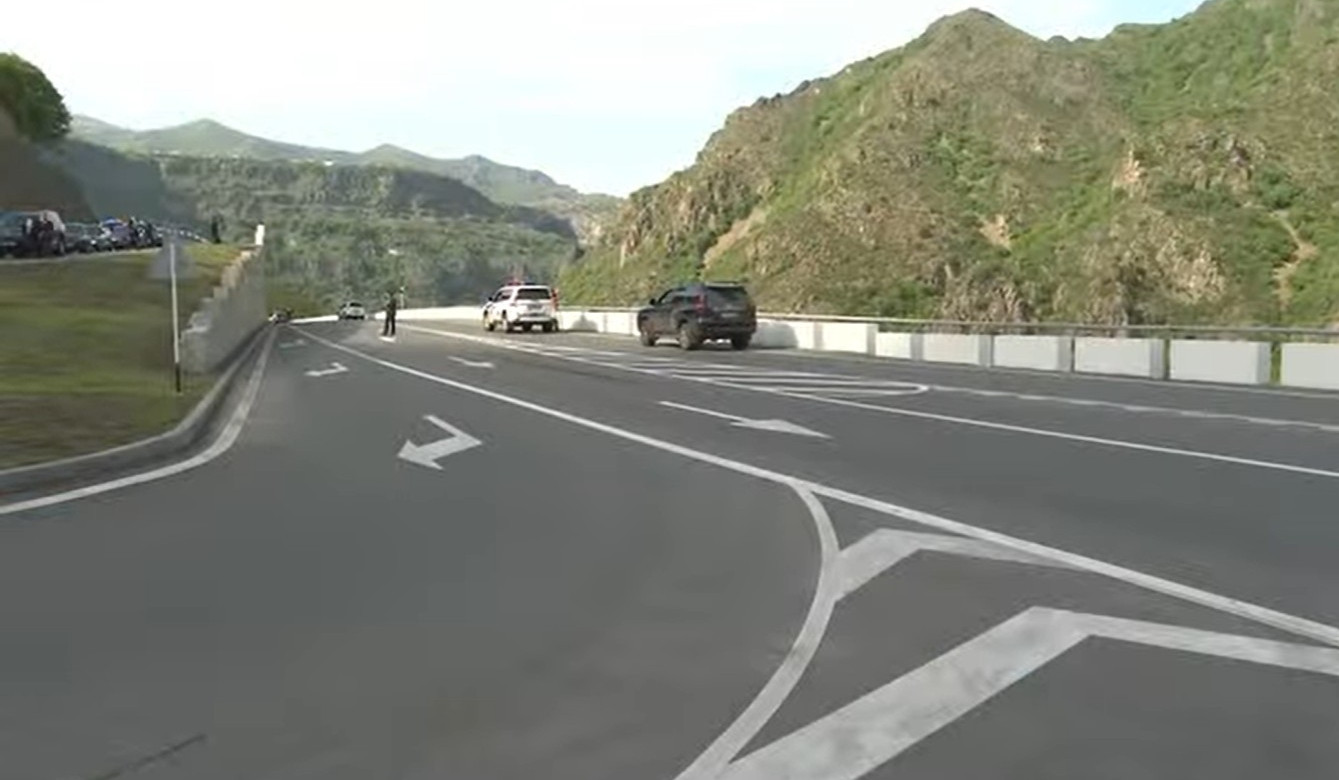 Մ-6 միջպետական ավտոճանապարհի Վանաձոր - Ալավերդի - ՀՀ սահման վերանորոգված հատվածը․ վարչապետը տեսանյութ է հրապարակել