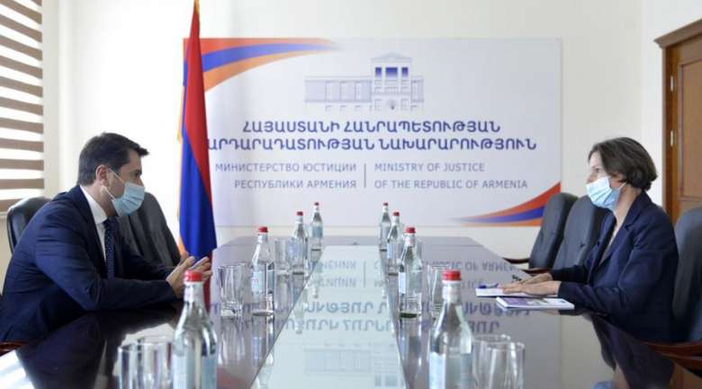 Կարեն Անդրեասյանը հանդիպել է ՀՀ-ում ԵԽ երևանյան գրասենյակի ղեկավարի հետ