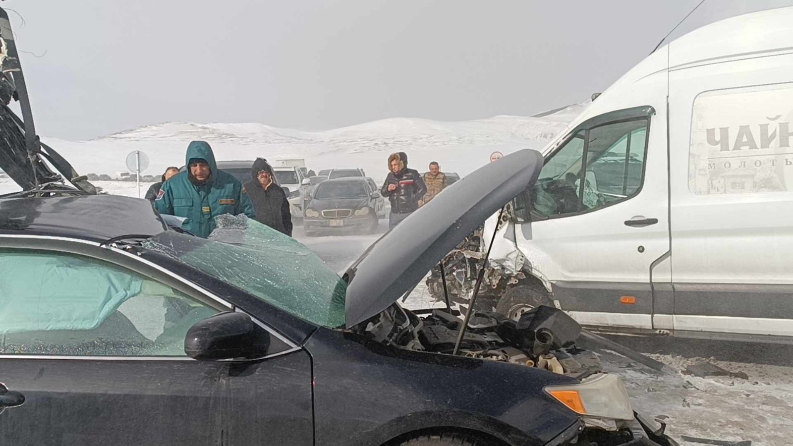 Ալագյազ-Գեղարոտ ավտոճանապարհին բախվել են «Toyota Camry», «Nissan» և «Ford Transit» մակնիշների ավտոմեքենաները․ «Toyota Camry»-ի վարորդը տեղում մահացել է։