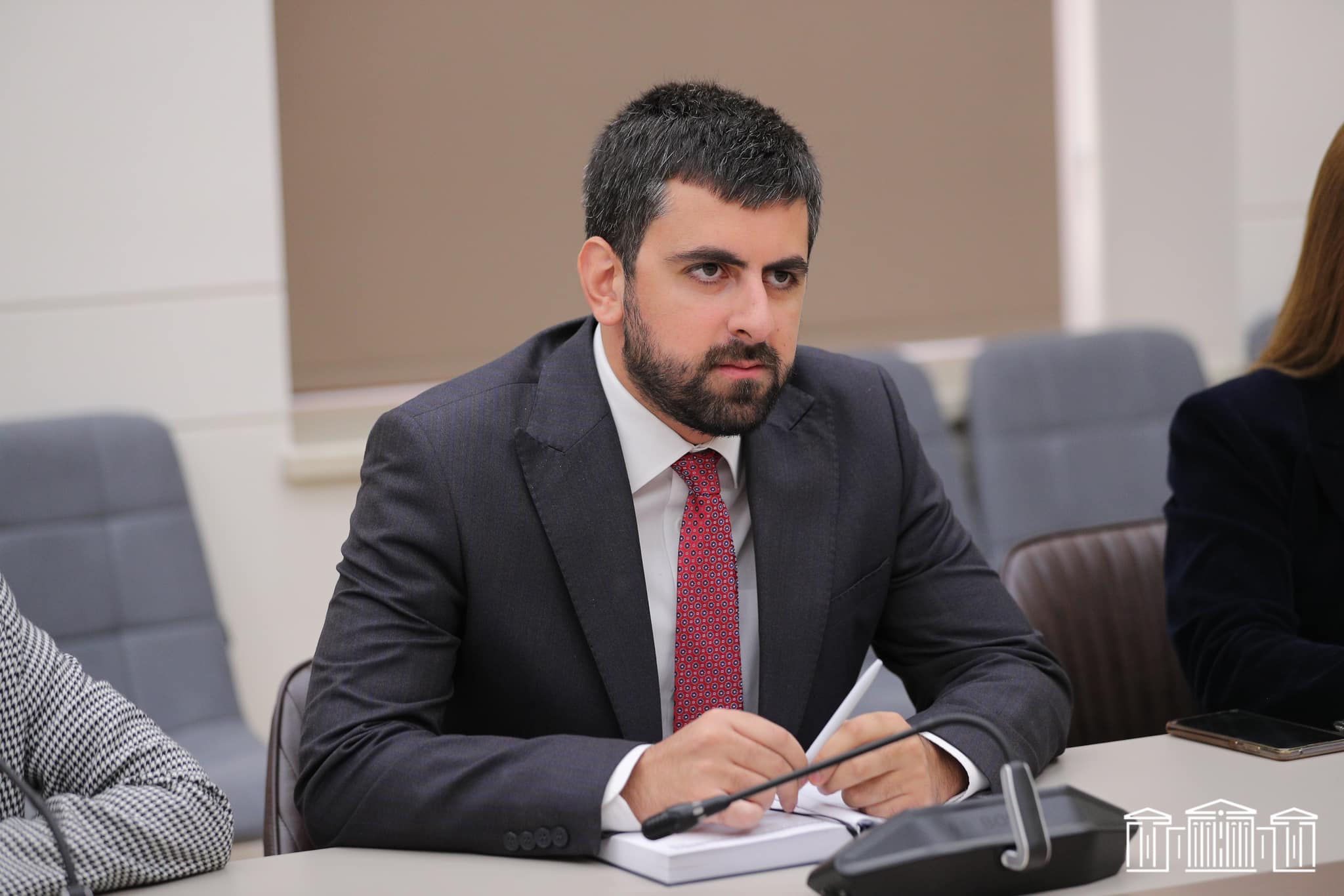 Փաշինյանը երբ հարմար է գտնում, Եկեղեցու մասին գրառում անում է, հետ քայլ չենք արել. ՔՊ-ական