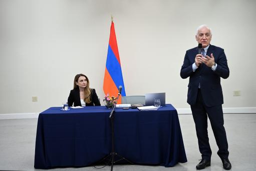 ՀՀ նախագահը հանդիպել է Սան Ֆրանցիսկոյի և հարակից շրջանների հայկական համայնքի ներկայացուցիչների հետ