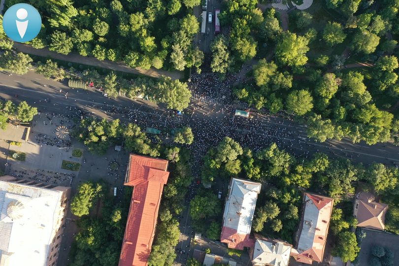 Ժամը 19:08-ի դրությամբ՝ բախումների վայրում և հարակից տարածքներում, ոստիկաններից բացի, գտնվել է 3600 մարդ․ ԻՔՄ