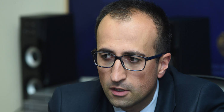 Մենք կորոնավիրուսին պիտի պատրաստ լինենք առնվազն մինչև մյուս գարուն. Արսեն Թորոսյան