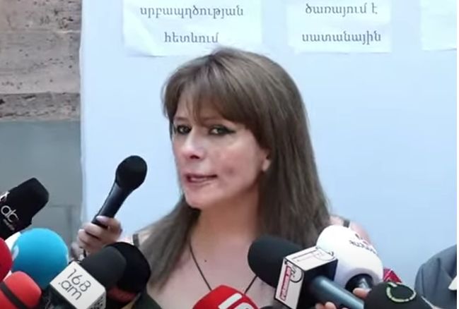 Բողոքի ակցիա ի պաշտպանություն Հայ առաքելական եկեղեցու՝ ուղիղ