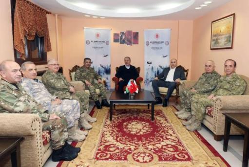 Министры обороны Турции, Азербайджана и Грузии провели трехстороннюю встречу