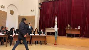 Փարաքարում ավագանու անդամները համաձայնության չեն գալիս նիստը վարողի հարցում
