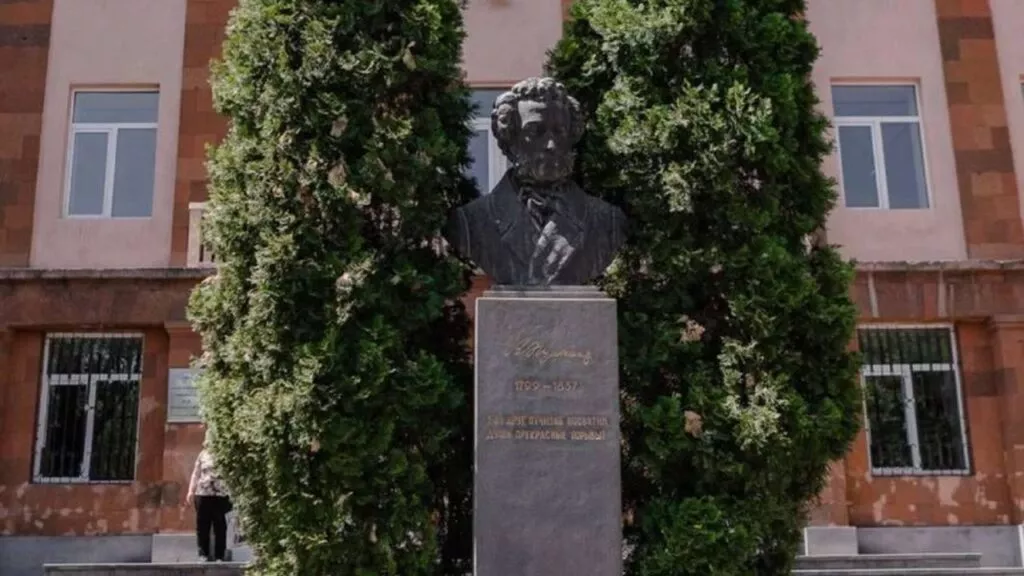 Ինչո՞ւ են Պուշկինի անվան դպրոցի տնօրենին ազատել պաշտոնից. ԿԳՄՍՆ պարզաբանումը