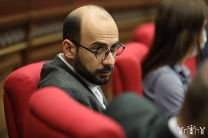 Թուրքիա օգնություն ուղարկելու ու Լաչինի միջանցքի հարցերը անհամեմատելի են, զարմացած եմ այս բովանդակությամբ հարցերից․ Հովհաննիսյան