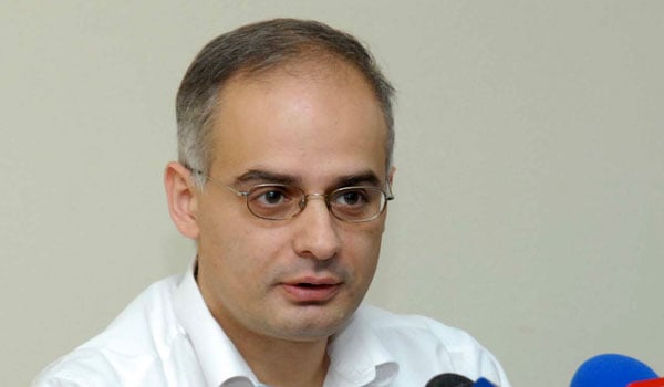 Քվեարկեցի, որ գերտերությունները մեր երկրում չպատերազմեն, չվերածեն ավերակների․ Զուրաբյան