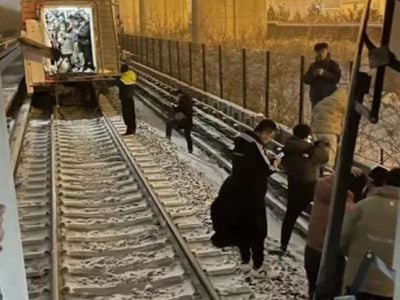 При столкновении поездов в метро Пекина пострадали более 500 человек