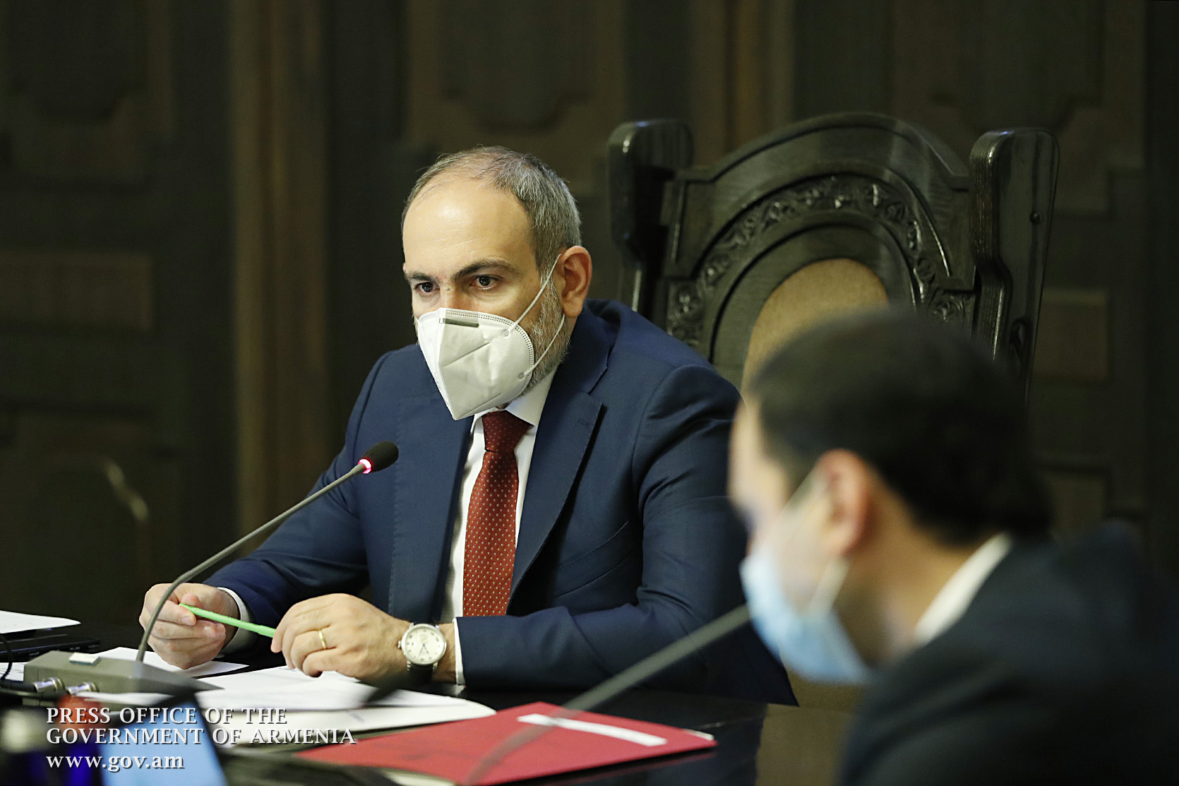 Ասում են՝ հյուրանոցներում ոչ մի մեկուսացված մարդ չկա, մի տեղ գեյերի, մի այլ տեղ նատուրալների ժողով է. Փաշինյան