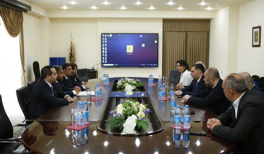 Երևանում է Թբիլիսիի քաղաքային խորհրդի նախագահի գլխավորած պատվիրակությունը