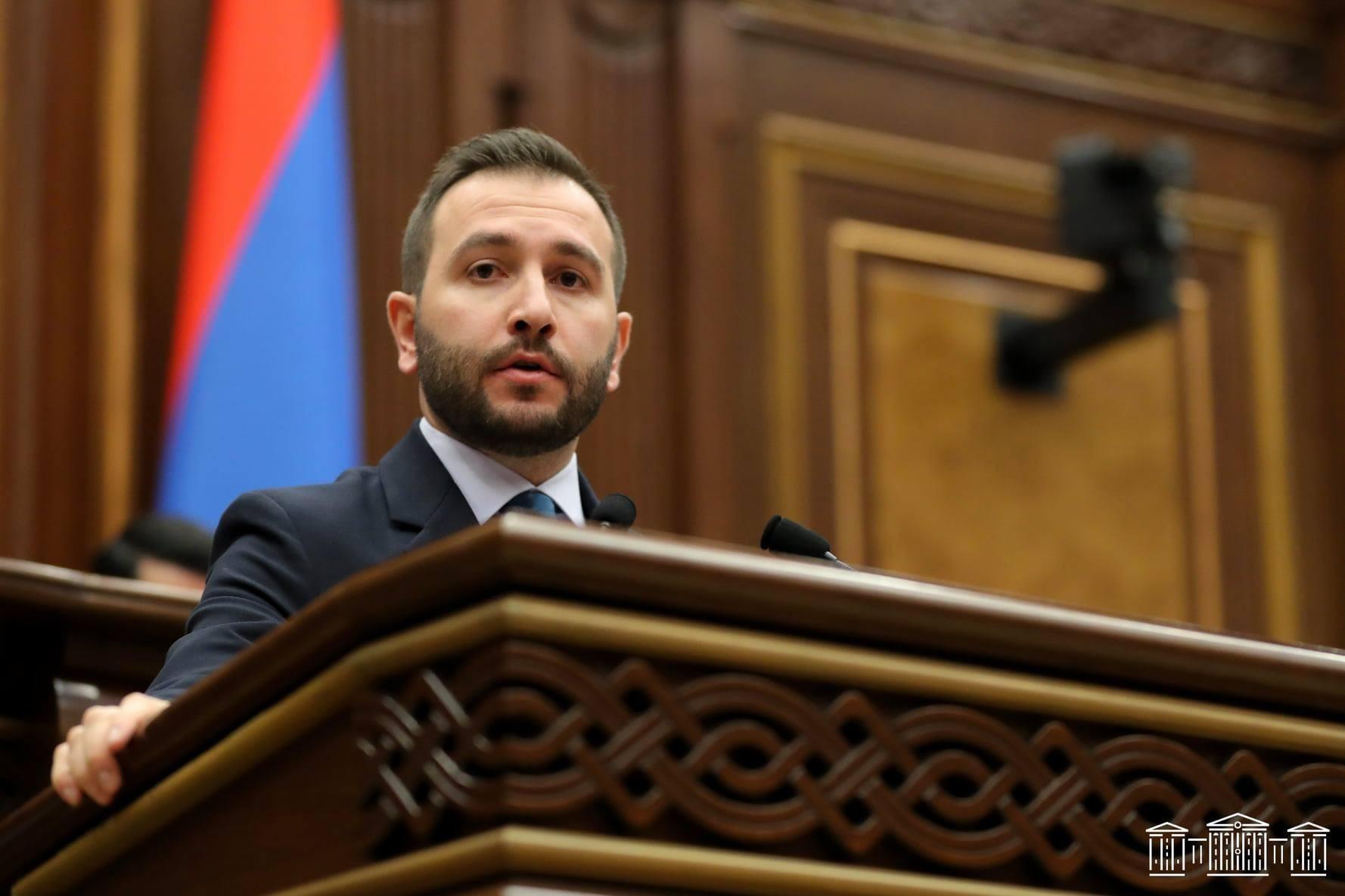 ՀՀ-ն «գիքորացնելու» ձեր քաղաքականությունը չի՛ ստացվելու, ձախողելու եք. Կոնջորյանը՝ ընդդիմությանը