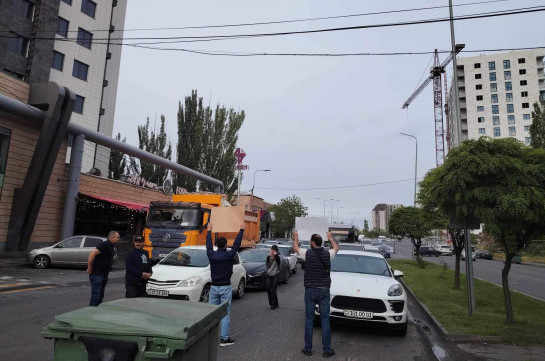 Երևանում անհնազանդության ակցիաները շարունակվում են