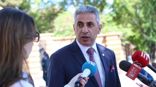 Էդգար Ղազարյանն այցելել է ՔՊ խմբակցության գրասենյակ