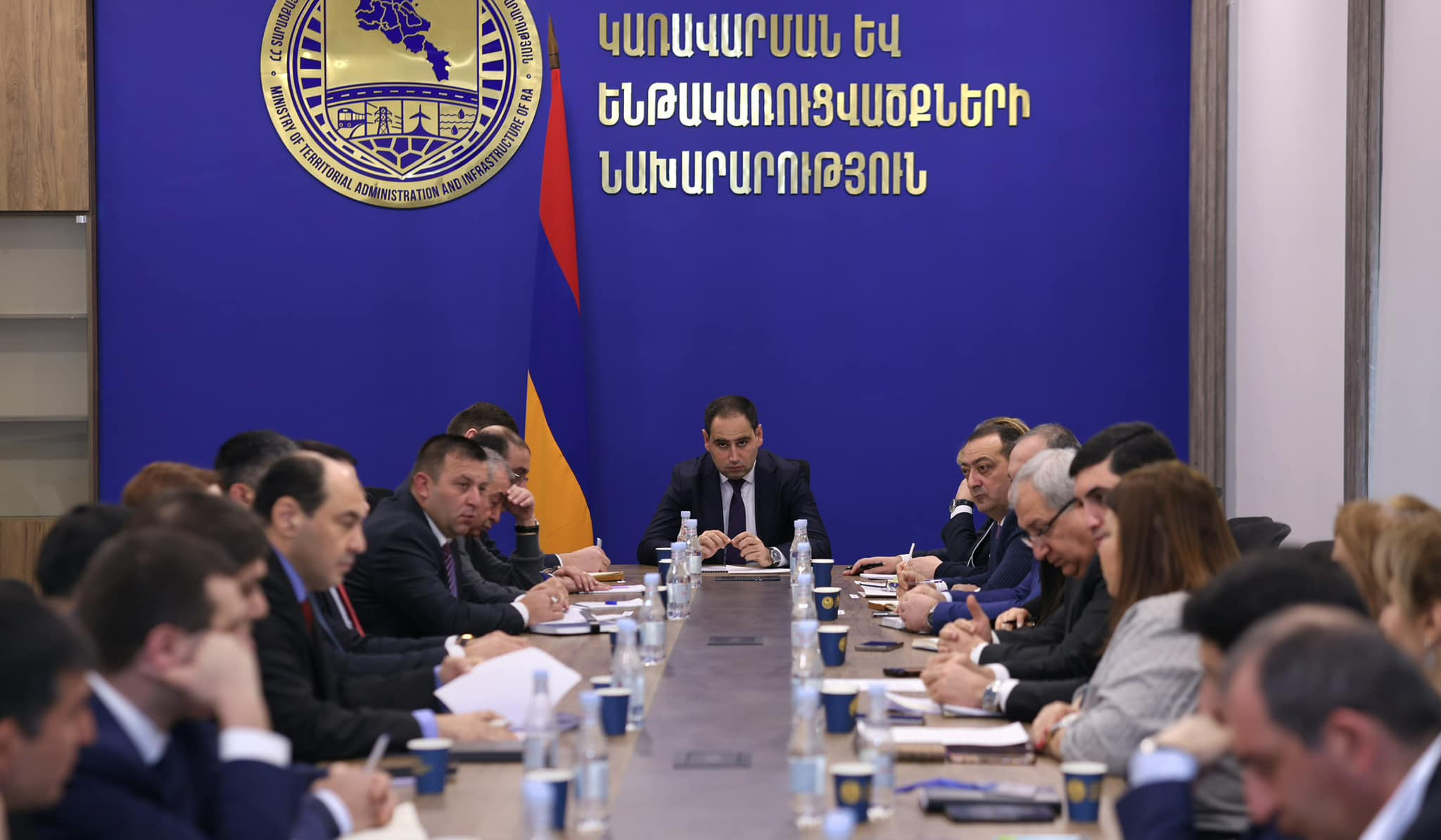 Դավիթ Խուդաթյանը ՏԿԵՆ աշխատակազմին է ներկայացրել իր նորանշանակ տեղակալին