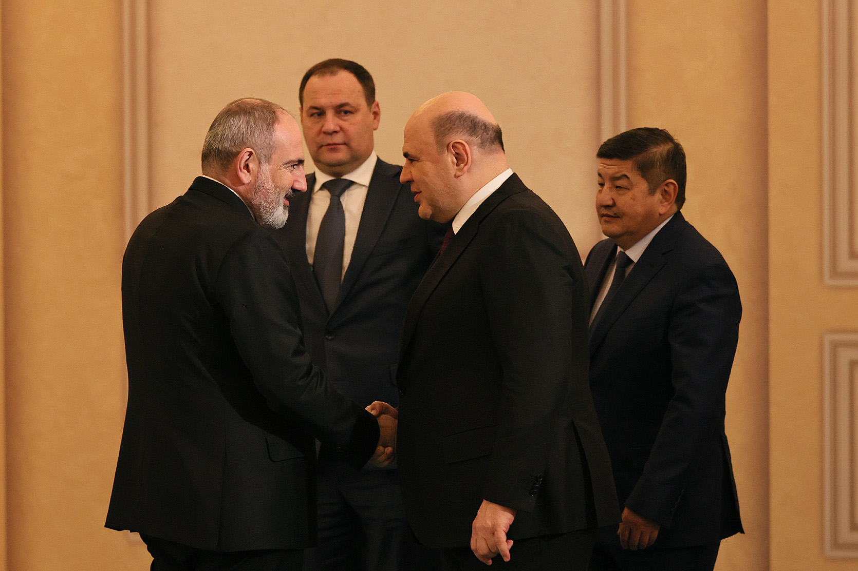 Ռուսաստանը հանդես է գալիս Անդրկովկասում տրանսպորտային և տնտեսական հաղորդակցությունների ապաշրջափակման օգտին. Միշուստինը՝ Փաշինյանին