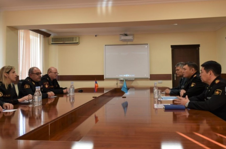 Ղազախստանի ԶՈՒ ռազմական ոստիկանության պատվիրակության հետ քննարկվել են երկկողմ համագործակցության հարցեր